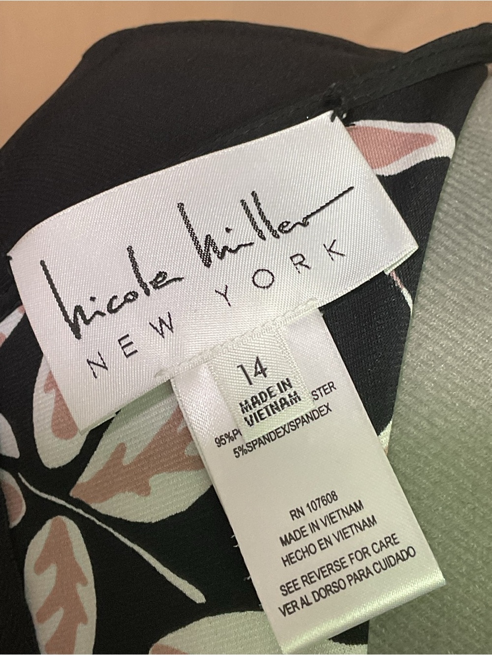 Nicole Miller New York Reversible Dress - Picture 13 of 16